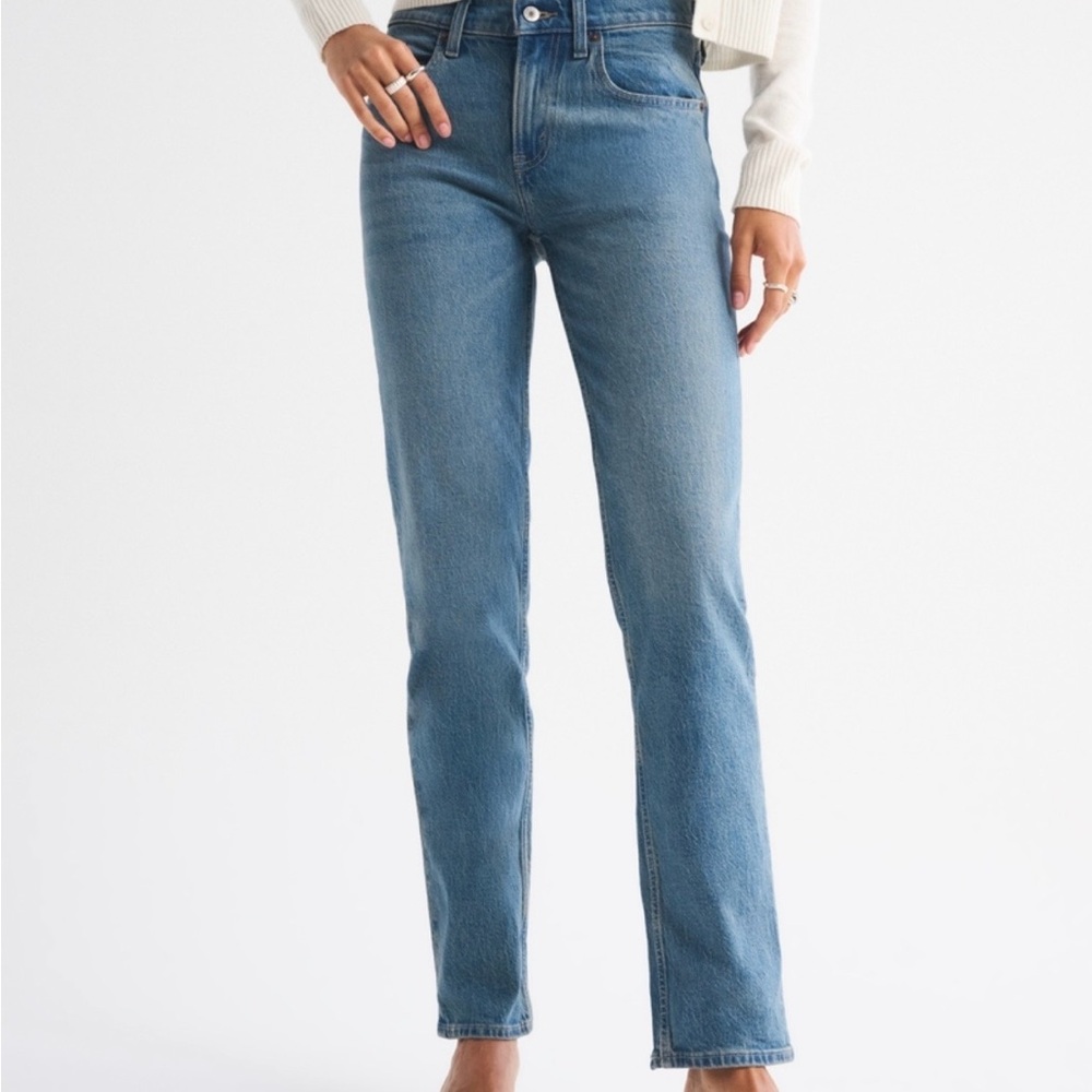 Abercrombie & Fitch Women's Straight Leg Blue Jeans Mid Rise Short